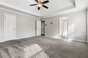 825 Somerset Vale Dr, Lawrenceville, GA 30044 - Photo 15