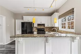 825 Somerset Vale Dr, Lawrenceville, GA 30044 - Photo 9