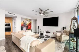 700 Park Regency Pl NE, Atlanta, GA 30326 - Photo 7