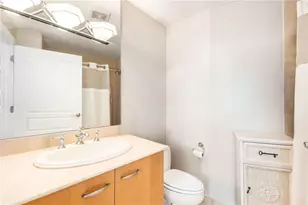 700 Park Regency Pl NE, Atlanta, GA 30326 - Photo 21