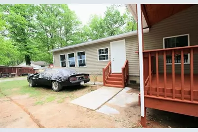 208 Holliday Way, Carrollton, GA 30116 - Photo 7