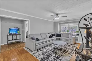 1195 Dantel Ct, Stone Mountain, GA 30083 - Photo 9