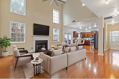 2813 Glenlocke Circle NW, Atlanta, GA 30318 - Photo 7