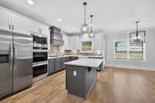 609 Whiporwill Cv, Monroe, GA 30655 - Photo 9