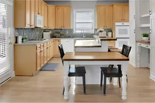 2412 Retreat Close, Marietta, GA 30066 - Photo 19