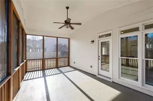 2412 Retreat Close, Marietta, GA 30066 - Photo 57