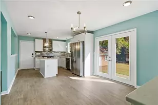 191 Pine St NE, Fairburn, GA 30213 - Photo 7