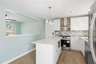 191 Pine St NE, Fairburn, GA 30213 - Photo 11