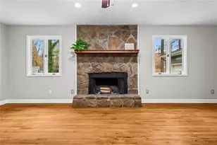 1925 Commonwealth Ct, Cumming, GA 30041 - Photo 9