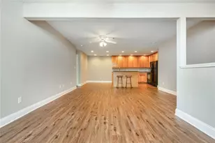 208 Madison Ln SE, Smyrna, GA 30080 - Photo 9