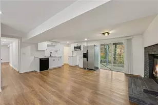 1455 Helen Ln SW, Atlanta, GA 30331 - Photo 17