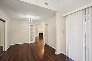 909 Wentworth Ct, Alpharetta, GA 30022 - Photo 11