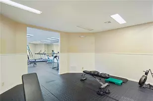 909 Wentworth Ct, Alpharetta, GA 30022 - Photo 29