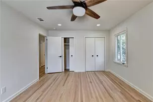 6085 Glenridge Dr, Sandy Springs, GA 30328 - Photo 27