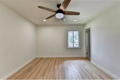 6085 Glenridge Drive, Sandy Springs, GA 30328 - Photo 23