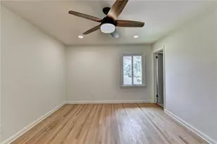 6085 Glenridge Dr, Sandy Springs, GA 30328 - Photo 23