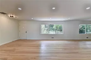 6085 Glenridge Dr, Sandy Springs, GA 30328 - Photo 7