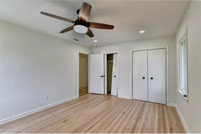 6085 Glenridge Drive, Sandy Springs, GA 30328 - Photo 25