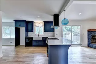 6085 Glenridge Dr, Sandy Springs, GA 30328 - Photo 15