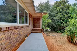6085 Glenridge Dr, Sandy Springs, GA 30328 - Photo 3