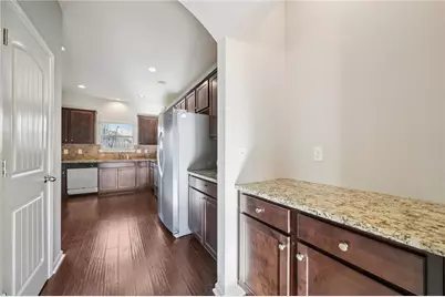 765 Donington Circle, Lawrenceville, GA 30045 - Photo 11