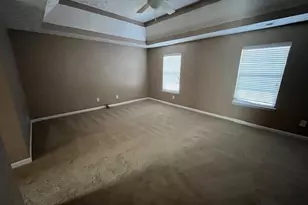 303 Millstone Dr, Hampton, GA 30228 - Photo 9