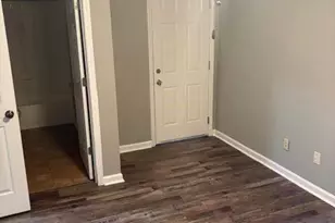 250 Amal Dr, Atlanta, GA 30315 - Photo 11