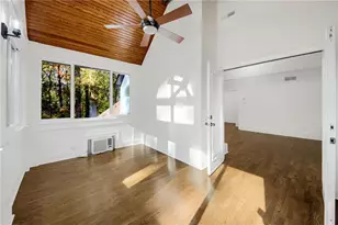 1092 Norwich Cir NE, Atlanta, GA 30324 - Photo 31