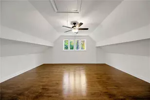 1092 Norwich Cir NE, Atlanta, GA 30324 - Photo 43