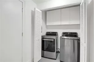 1092 Norwich Cir NE, Atlanta, GA 30324 - Photo 21