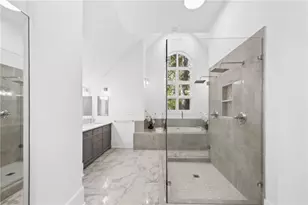 1092 Norwich Cir NE, Atlanta, GA 30324 - Photo 33