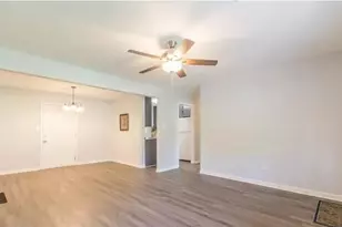 122 Longstreet Cir, Oxford, GA 30054 - Photo 11