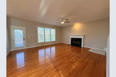 425 Arbor Creek Overlook, Roswell, GA 30076 - Photo 13