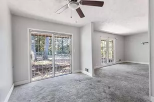 1999 Lindsey Ln, Decatur, GA 30035 - Photo 17