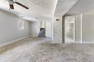 1999 Lindsey Ln, Decatur, GA 30035 - Photo 27