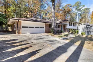 1999 Lindsey Ln, Decatur, GA 30035 - Photo 3