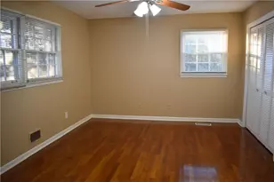 2479 Kingsland Dr, Dunwoody, GA 30360 - Photo 29
