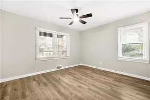 819 Blossom St SW, Atlanta, GA 30310 - Photo 27