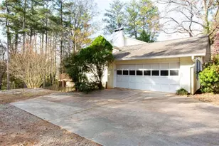 1937 Crescent Dr, Snellville, GA 30078 - Photo 15