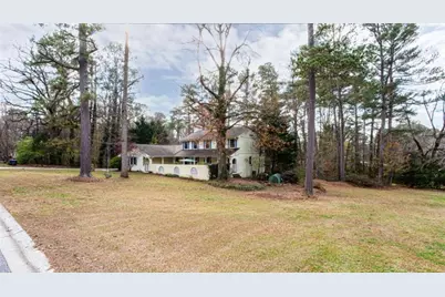 1937 Crescent Drive, Snellville, GA 30078 - Photo 11