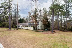 1937 Crescent Dr, Snellville, GA 30078 - Photo 11