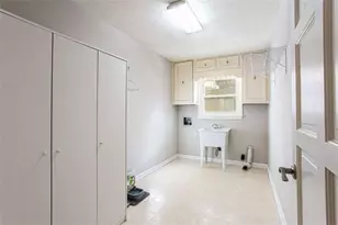 1937 Crescent Dr, Snellville, GA 30078 - Photo 41