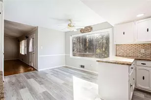 1937 Crescent Dr, Snellville, GA 30078 - Photo 35