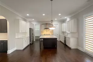 8025 Kelsey Pl, Duluth, GA 30097 - Photo 11