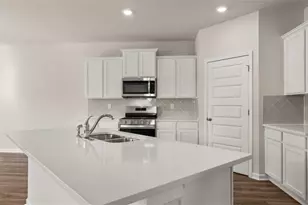 390 Abbott Rd, Statham, GA 30666 - Photo 7