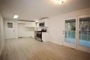 70 W Meadowcliff Circle W, Carrollton, GA 30116 - Photo 3