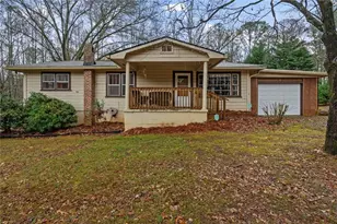 101 3rd Ave, Buchanan, GA 30113 - Photo 1