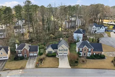 850 Ashley Laine Walk, Lawrenceville, GA 30043 - Photo 3