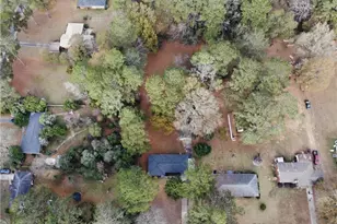 318 W Bonnell St, Oxford, GA 30054 - Photo 3