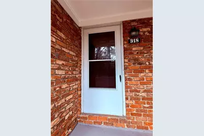 318 W Bonnell Street, Oxford, GA 30054 - Photo 5